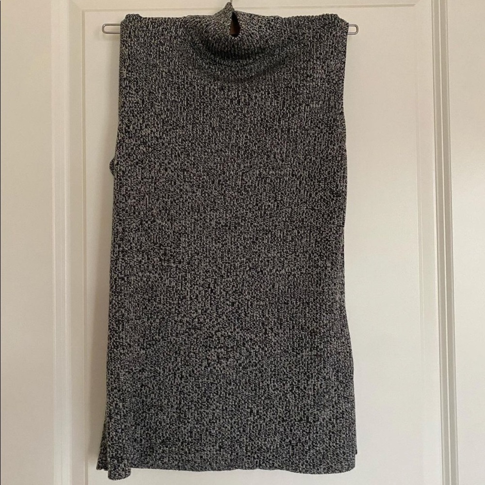 Turtle neck top